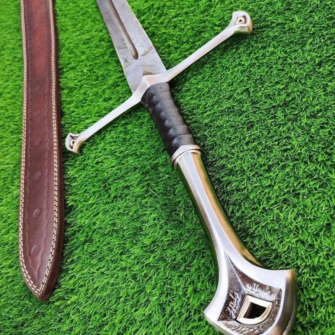 Handcrafted Andúril Sword | Lord of the Rings Aragorn Replica with Scabbard