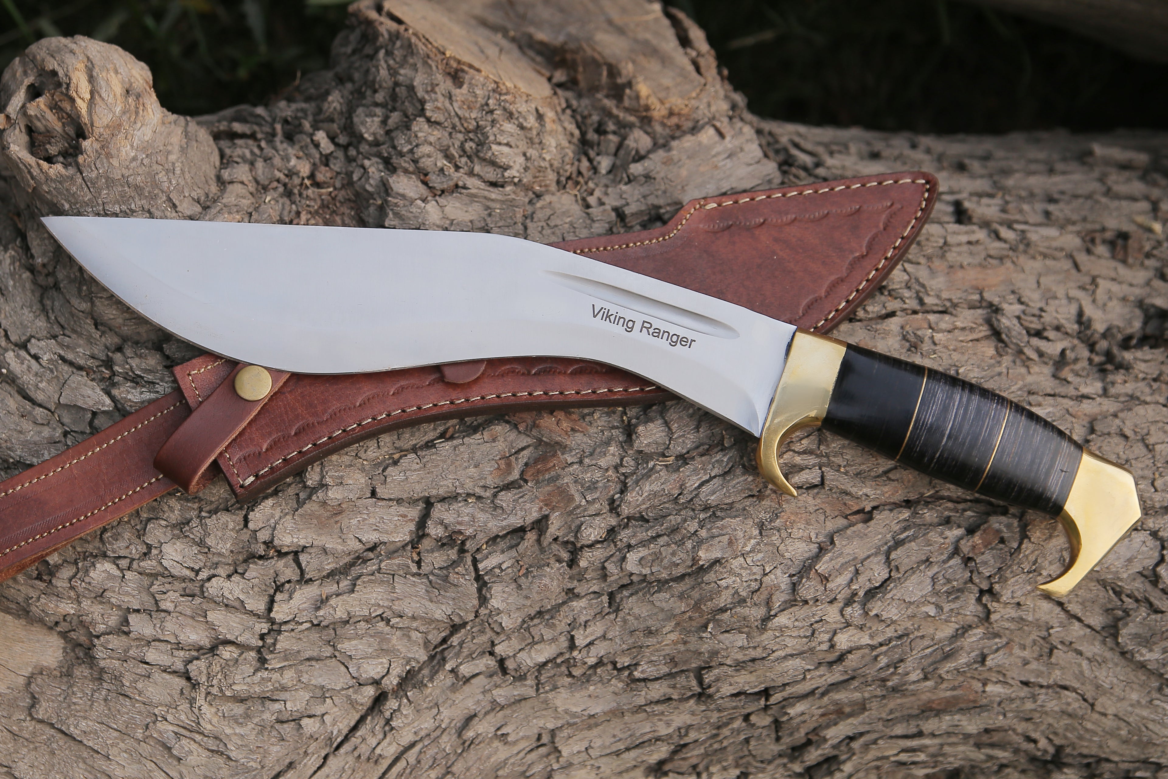 Handcrafted Damascus Steel Khukri Knife with Leather Sheath